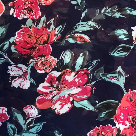 Navy Blue Floral Blouse - Picture 3 of 4